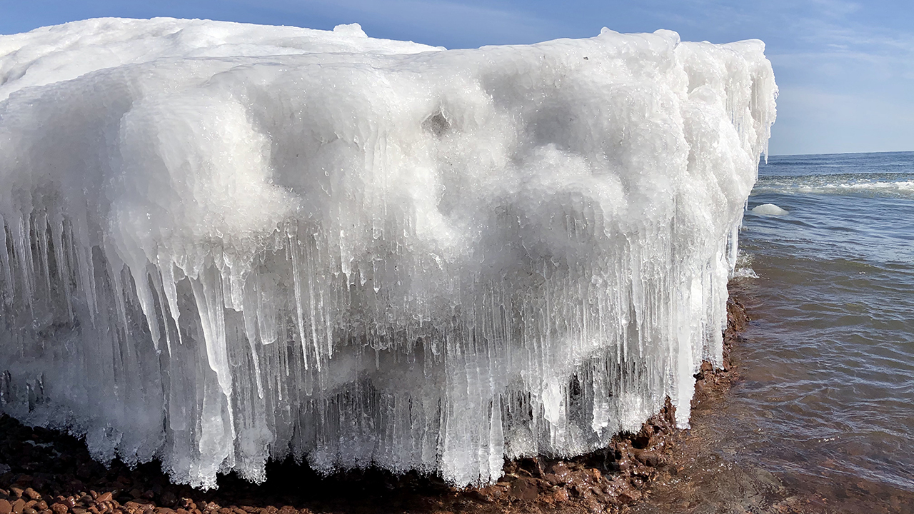 20200321_CopperHarborHorseshoeHarborLoopEastBluff_06
